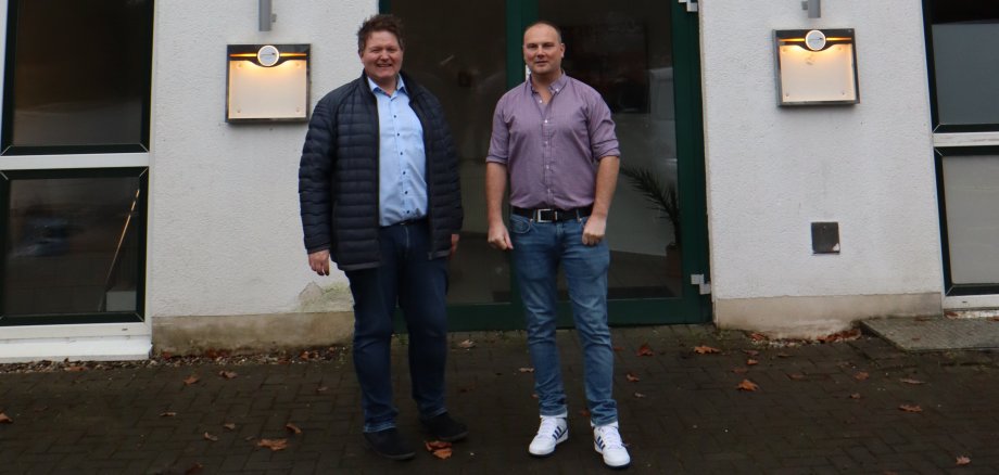 Bürgermeister und neuer Betreiber